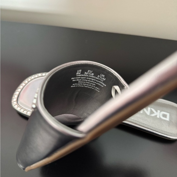 DKNY by Donna Karen Metallic Silver And Rhinestone Slide On Sandals Size 8 - Picture 7 of 8